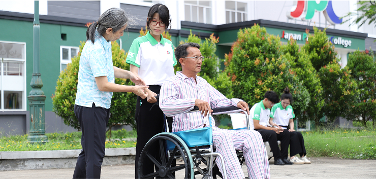 Dịch vụ chăm sóc gia đình
