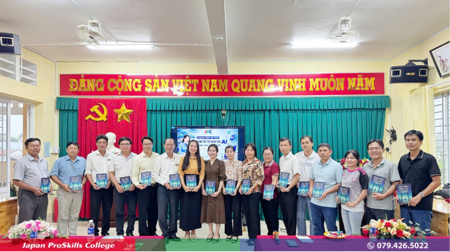 May be an image of text that says 'ĐÃNG CỘNG SAN SANVIỆT VIỆT NAM QUANGI VINH MUÔN NĂM 24国 代後瓜は AI, عتير إمن Japan ProSkills College ® 079.426.5022'' width='602' height='338' width='602' height='338' width='602' height='338' width='602' height='338' width='602' height='338' width='602' height='338' width='602' height='338