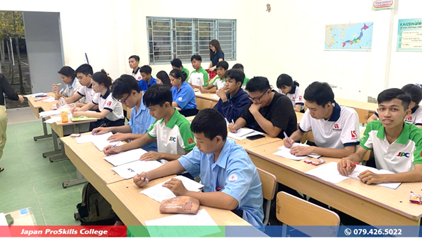 May be an image of studying and text' class='WACImage SCXW262677241 BCX0' width='604' height='340' width='604' height='340' width='604' height='340